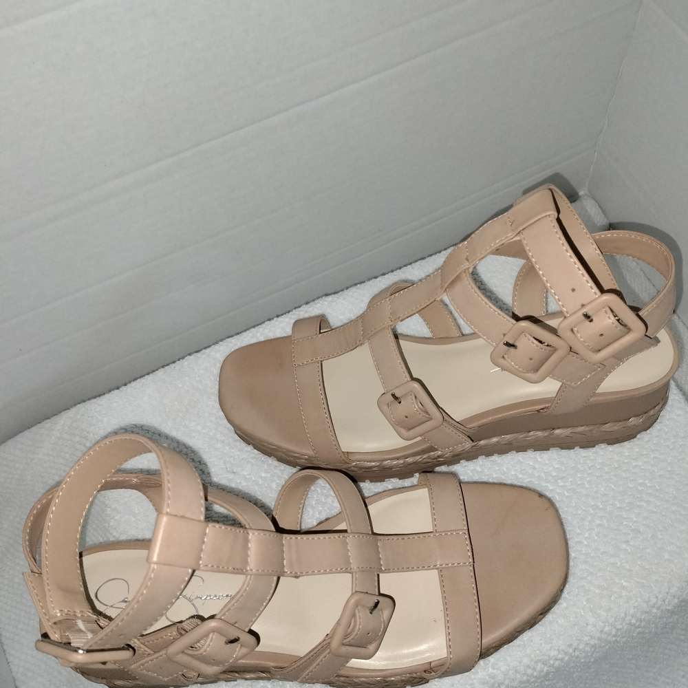 Jessica Simpson Beige Strappy Sandals Sz 9M/40